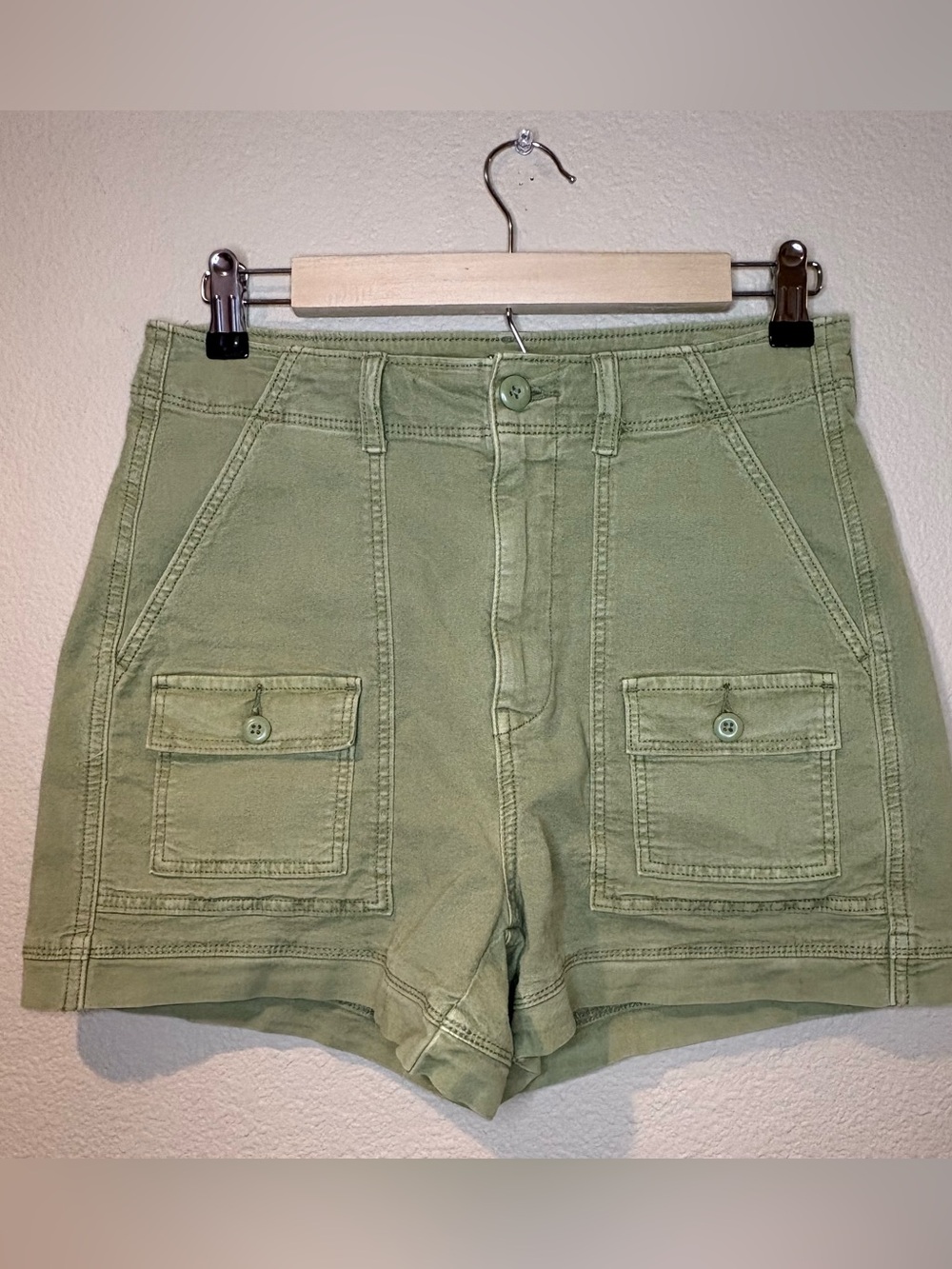 WOMEN'S AMERICAN EAGLE OLIVE GREEN HIGHEST RISE 90s BOYFRIEND STRETCH SHORTS 6